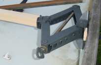 Photograph of the car jack used to extract the sheet horse pole