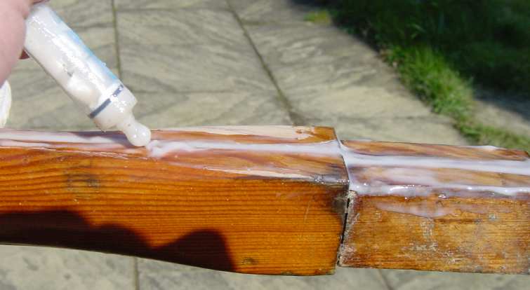 Photo showing injection of thickened Epoxy resin into the split