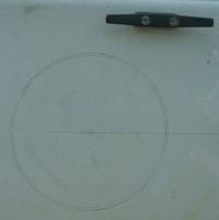 Drawing the inner (drill-guide) circle