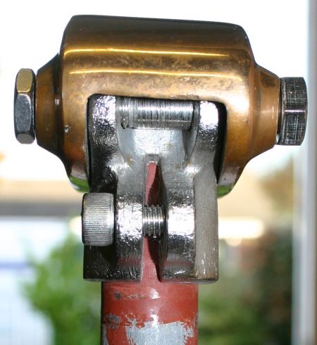 End view of tiller-head on stock-head