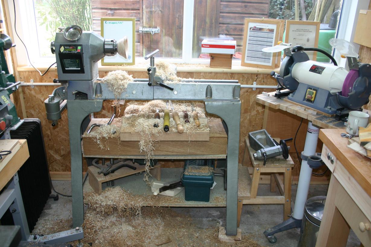 The Nova DVRxp lathe installed and in use.