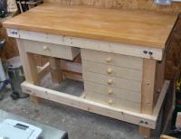 Photograph of completed workbench.