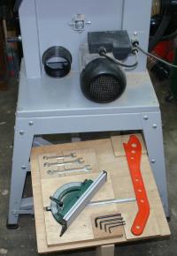 Accessory shelf for BS300x Bandsaw.